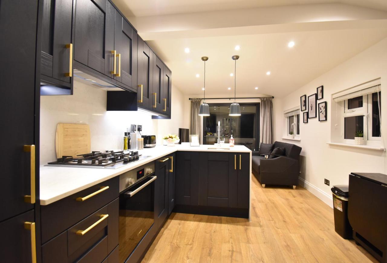 Stunning 3 Bed Apartment London Exterior photo